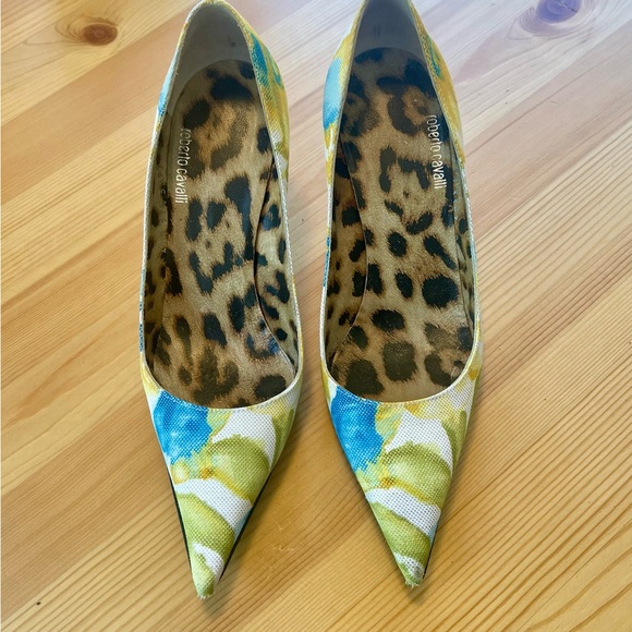 Roberto Cavalli floral kitten heels - Picture 9 of 9